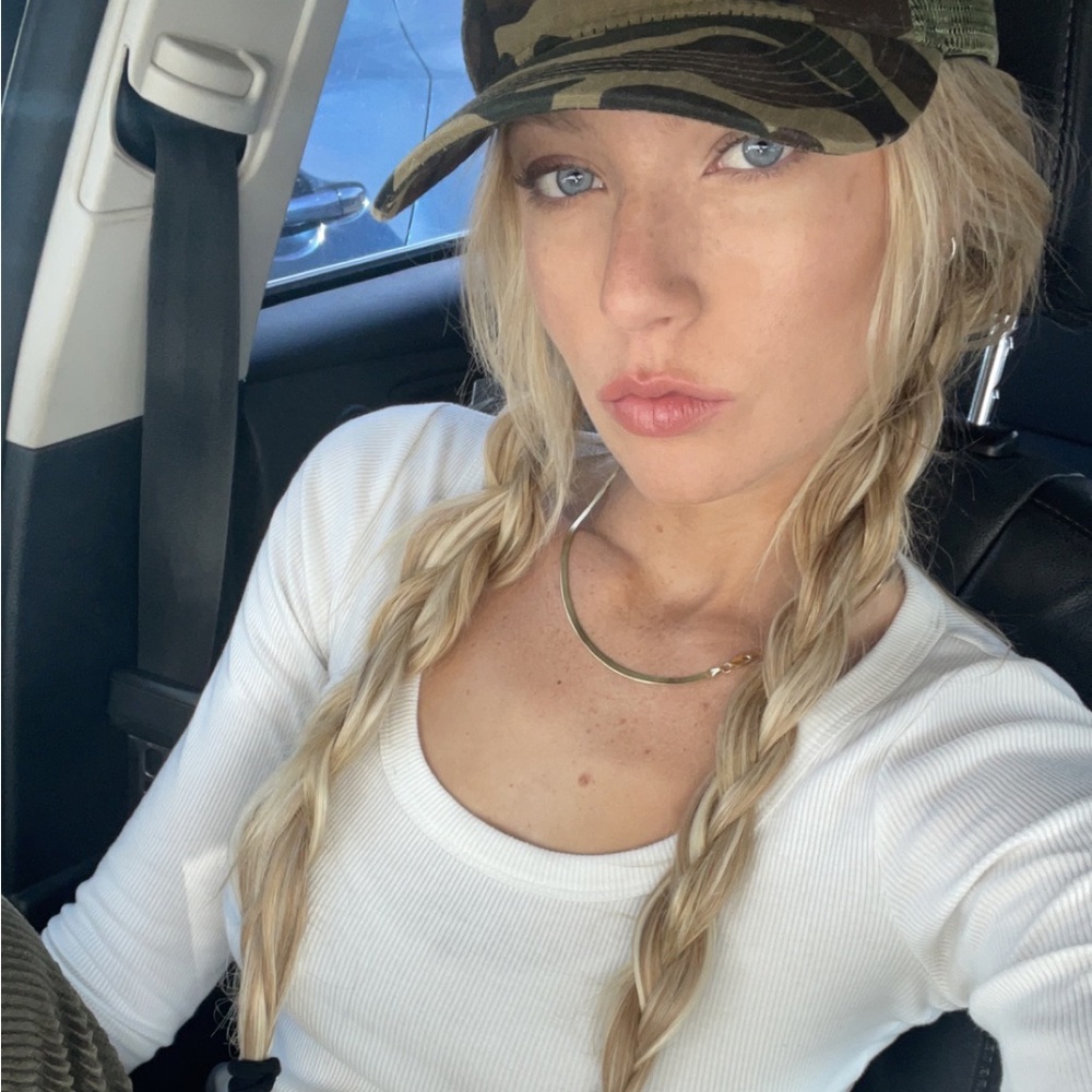 Meet your Posher, Lexi